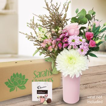 Blushing Beauty With Chocs Flowers