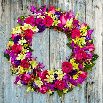 Bright Wreath Premium Flowers