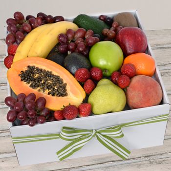 Deluxe Fruit Box Flowers