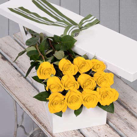 Valentine's Day 12 Yellow Roses