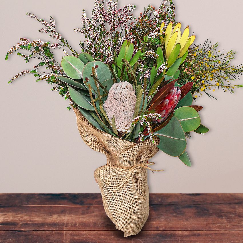 Native Posy Seasonal with Christmas Card