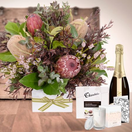 Outback Posy Box with Ultimate Delight